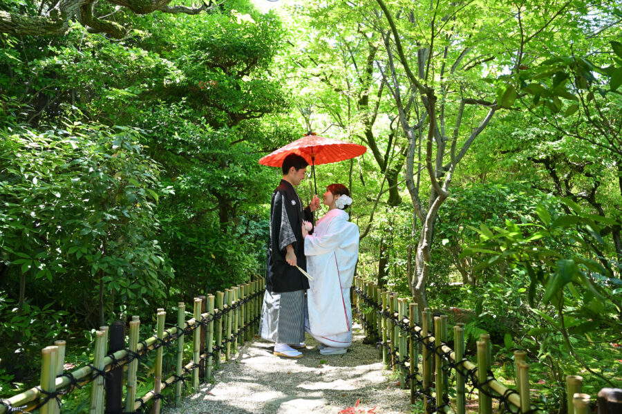 前撮り｜和装｜フォトウェディング｜名古屋｜東山荘　白無垢ロケ　森の中